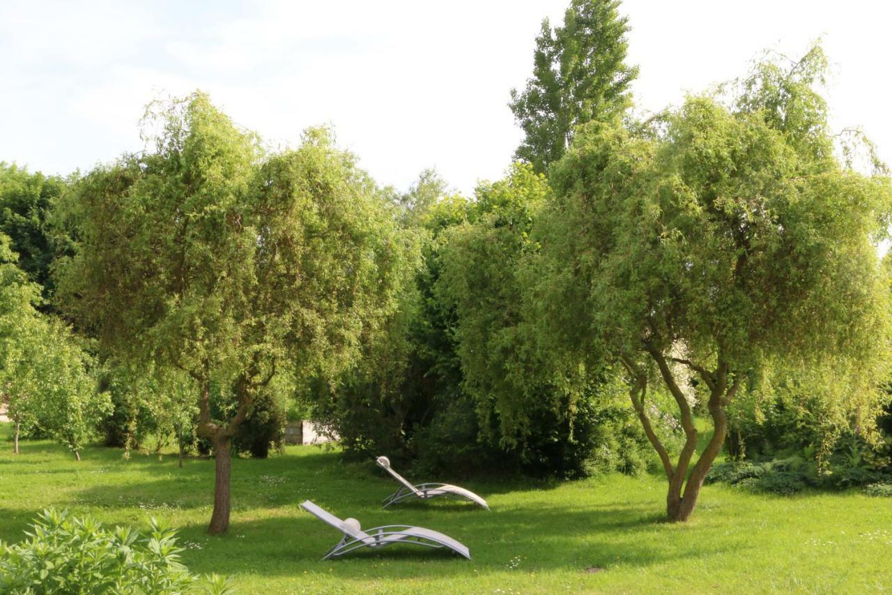 مبيت وإفطار La Chapelle-Montligeon Le Bourgis المظهر الخارجي الصورة