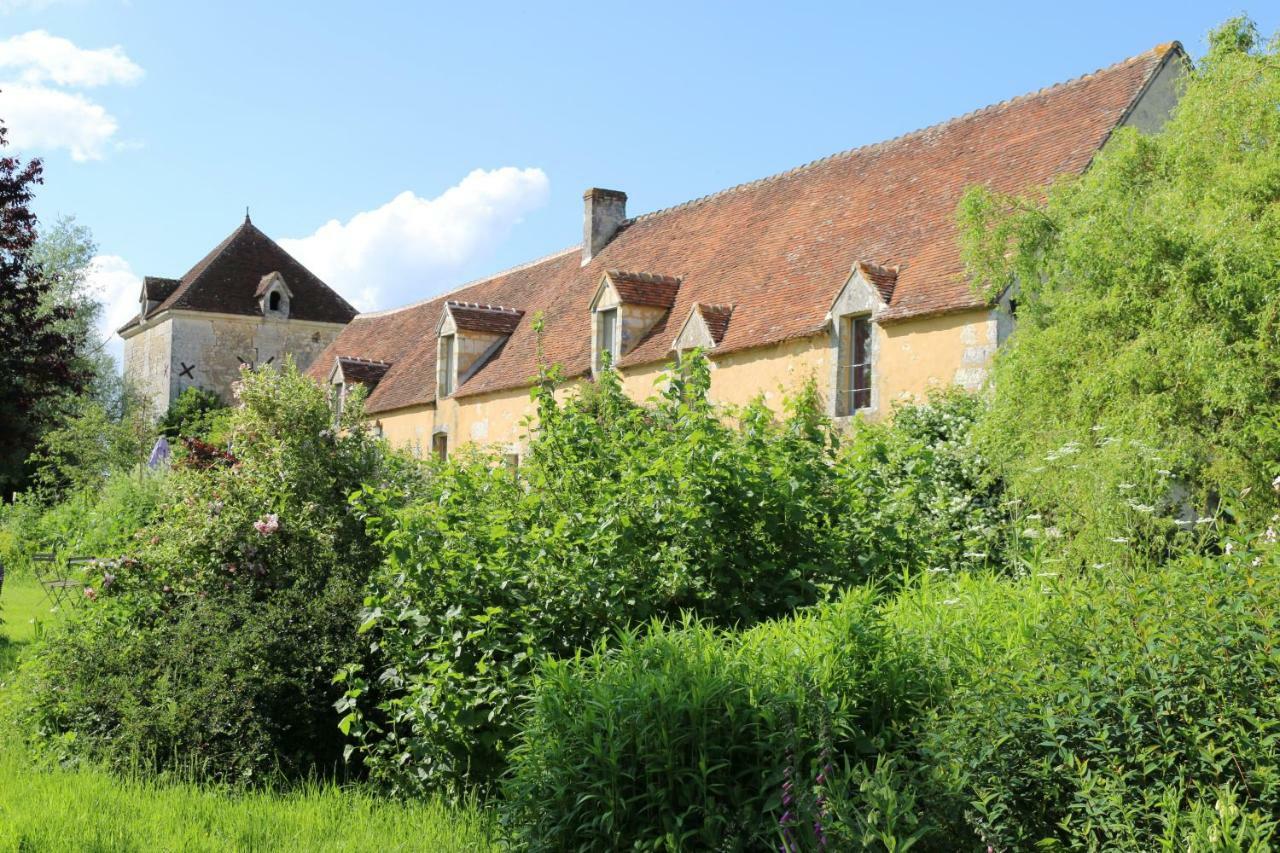 مبيت وإفطار La Chapelle-Montligeon Le Bourgis المظهر الخارجي الصورة