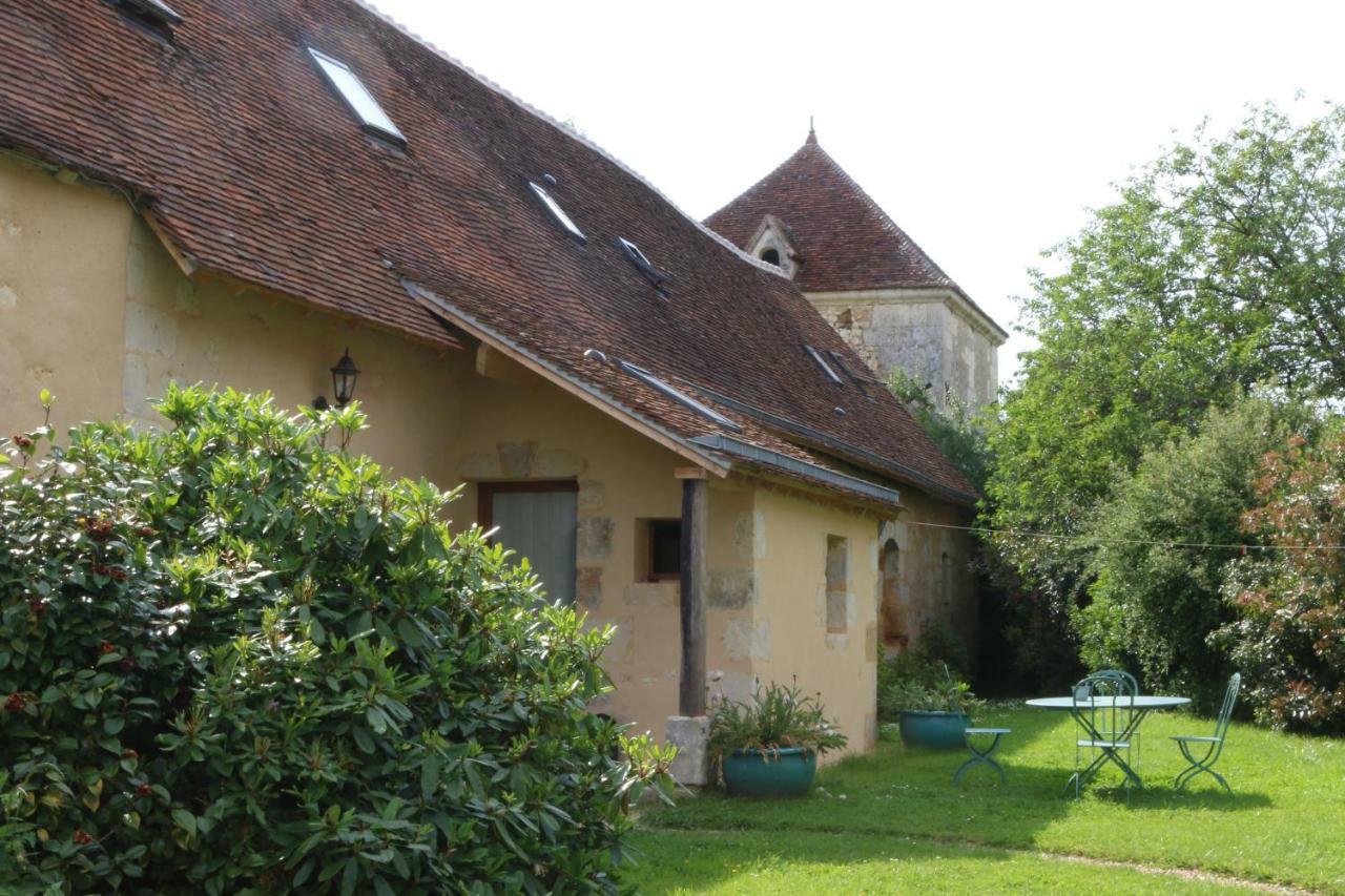 مبيت وإفطار La Chapelle-Montligeon Le Bourgis المظهر الخارجي الصورة